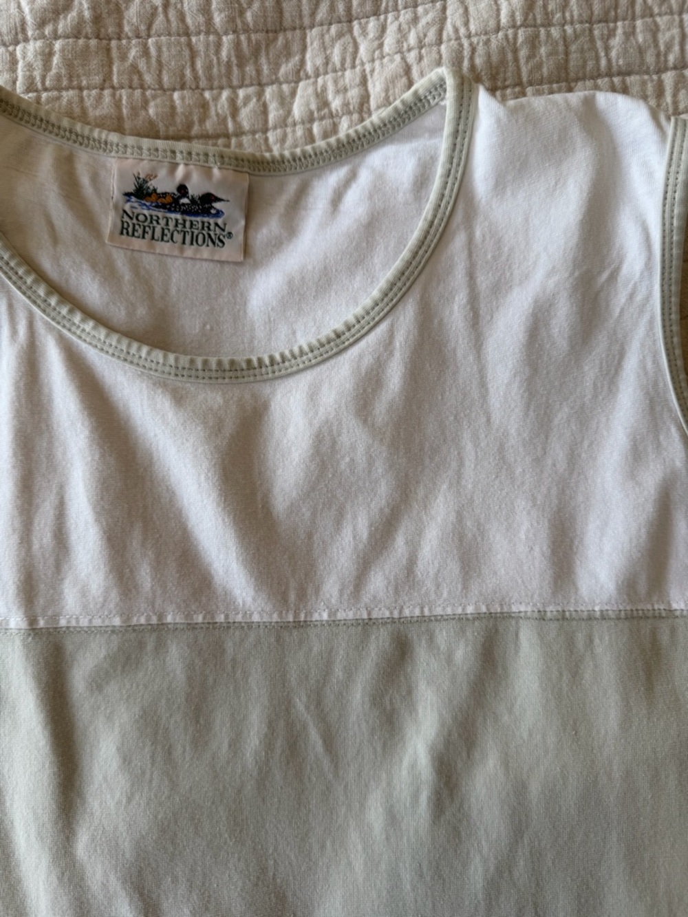 Tank top - Picture 2 of 4